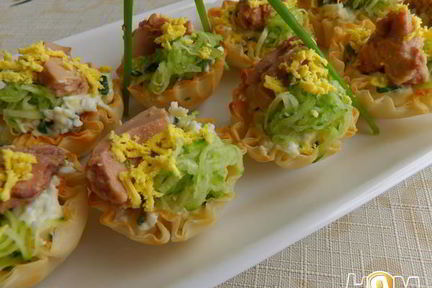 Тарталетки с печенью трески