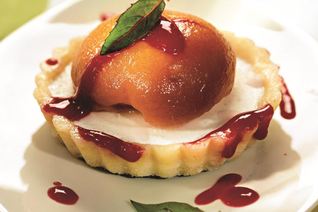 Тарталетки с персиками