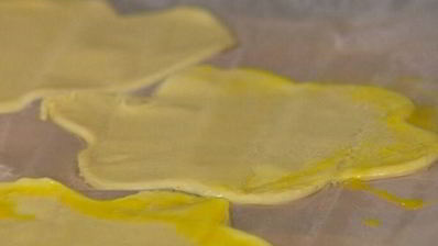 тарталетки с помидорами и соусом песто