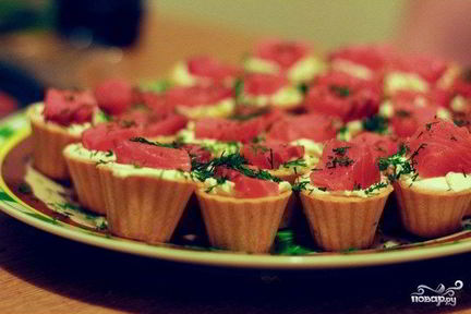 Тарталетки с рыбной начинкой
