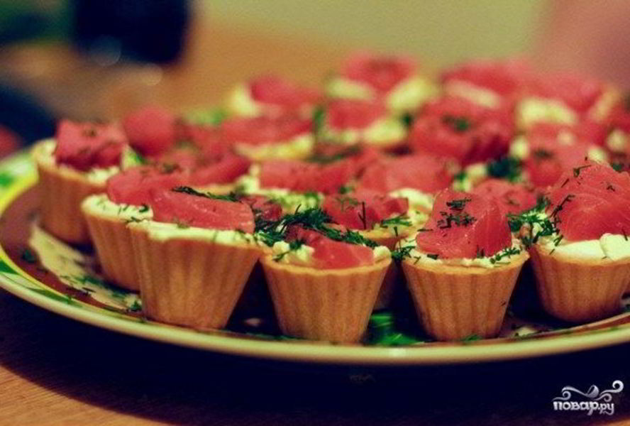Тарталетки с рыбной начинкой