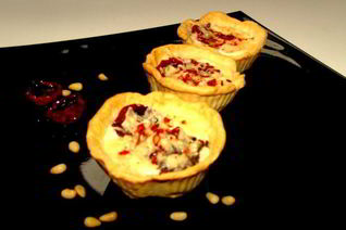 Тарталетки с сыром Джюгас