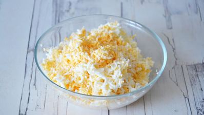 тарталетки с яйцом