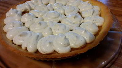 абрикосовый тарт с франжипаном и миндальным крокантом