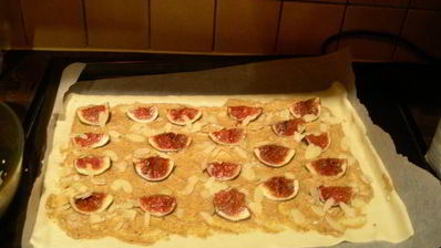 тарт с инжиром и миндалем