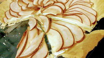 тарт с камамбером и грушей