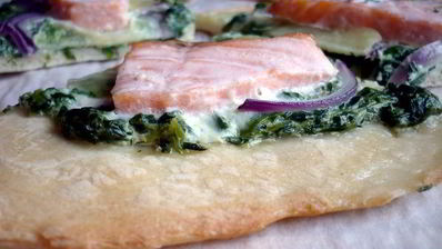 тарт с семгой и шпинатом цветы за окном