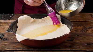 тарт с творогом, помидорами черри и базиликом