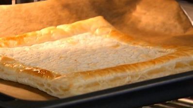 тарт со спаржей, ветчиной и пармезаном