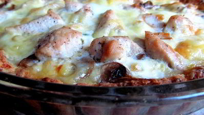 тарт взлетная полоса со шпинатом, курицей и грибами