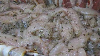 террин из курицы с фисташками и печенью