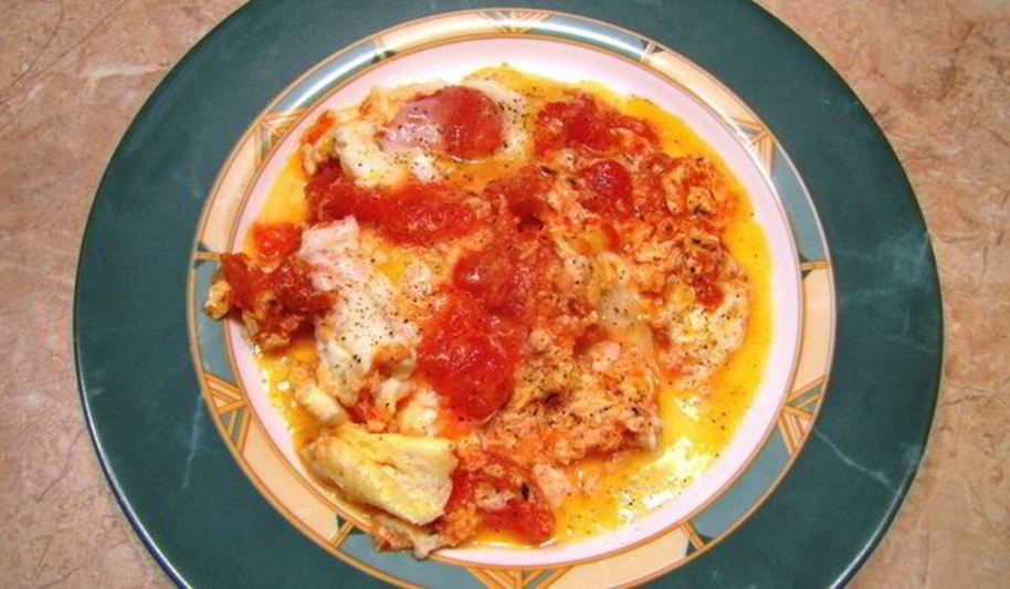 Рецепт яичницы с помидорами — великого сочетания продуктов