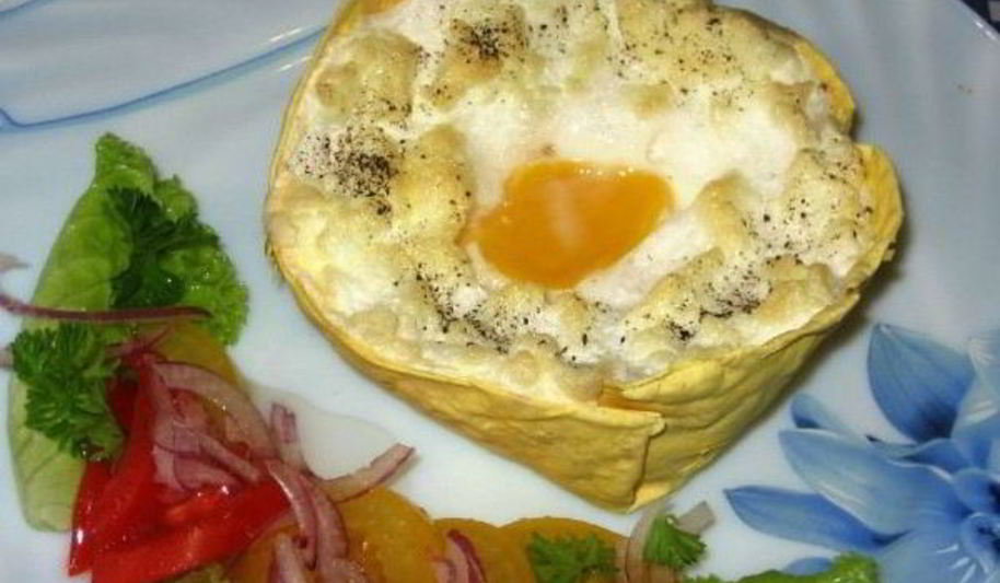 Рецепт яичницы с ветчиной в лаваше