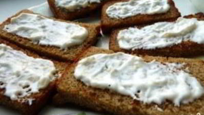 закуска со шпротами