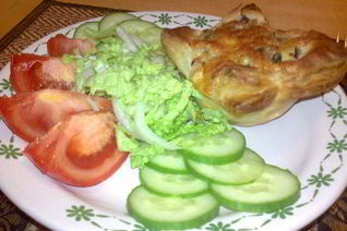 Жульен в слоеной корзиночке