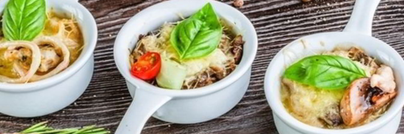 Жюльен из кальмаров с сыром и грибами