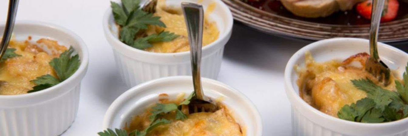 Жюльен с курицей и грибами