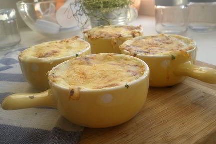 Жюльен с курицей и шпинатом